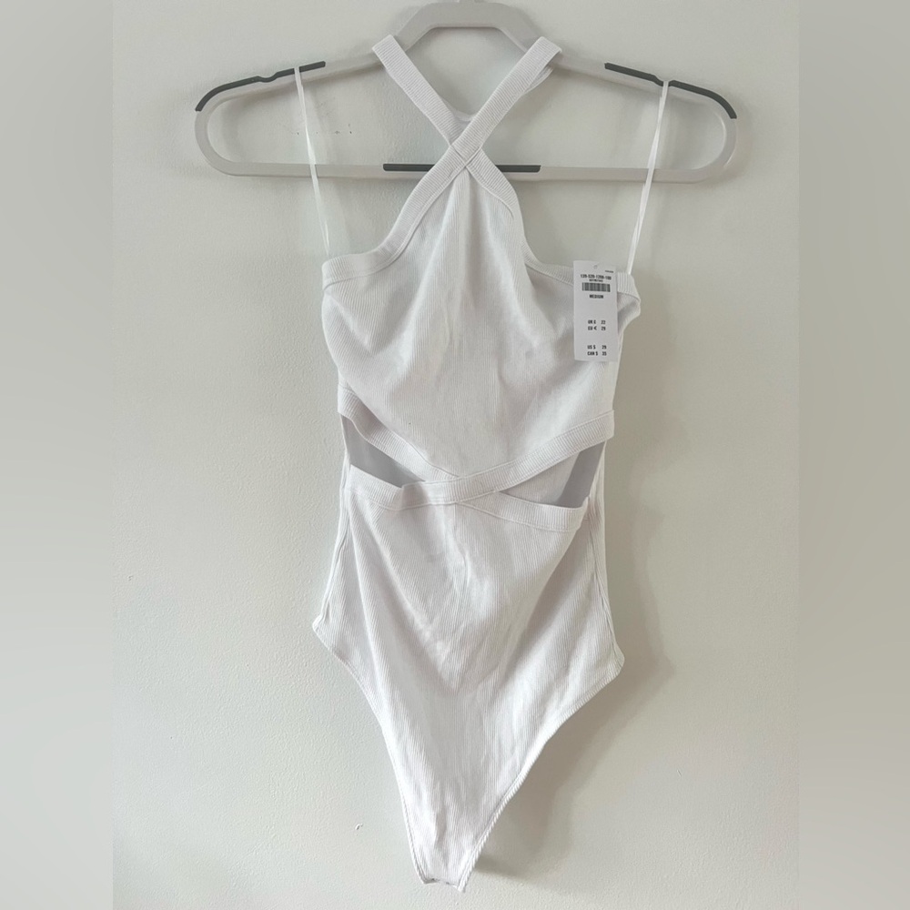 Abercrombie & Fitch White Soft Rib Side Cutout Halter Neck Bodysuit, Medium NWT